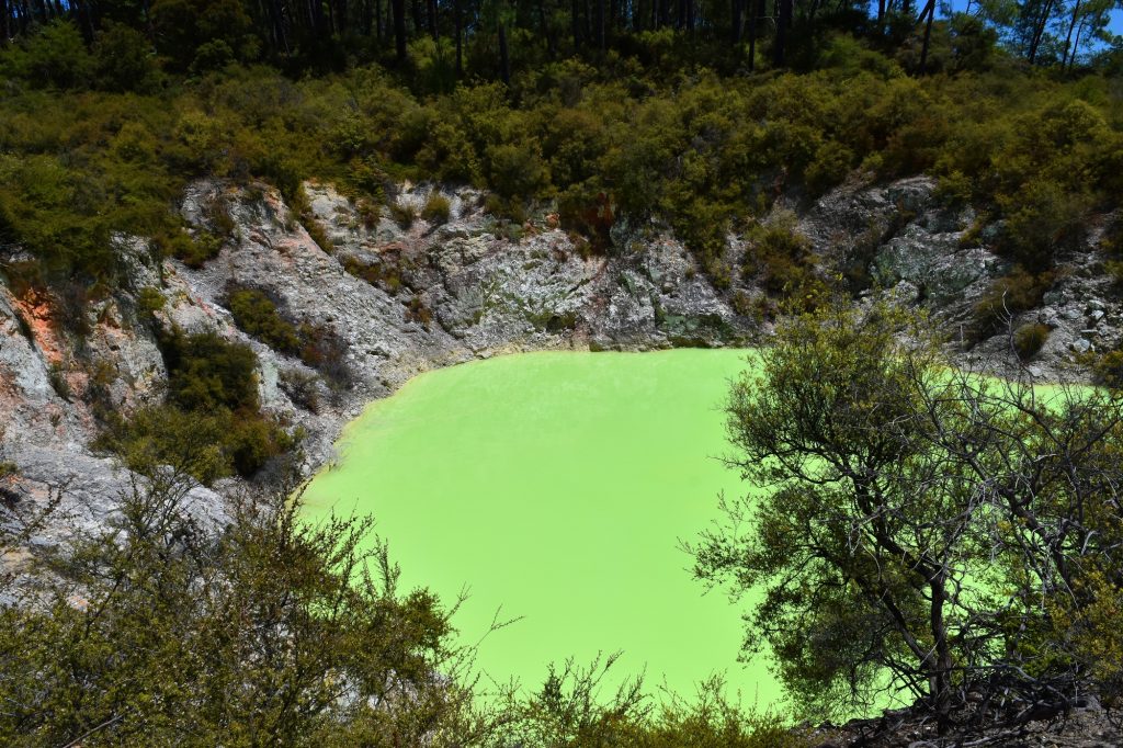 25.wai-o-tapu.jpg